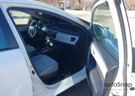 2015 Toyota Corolla Le z USA, uszkodzony, nr VIN 2T1BURHE5FC479726